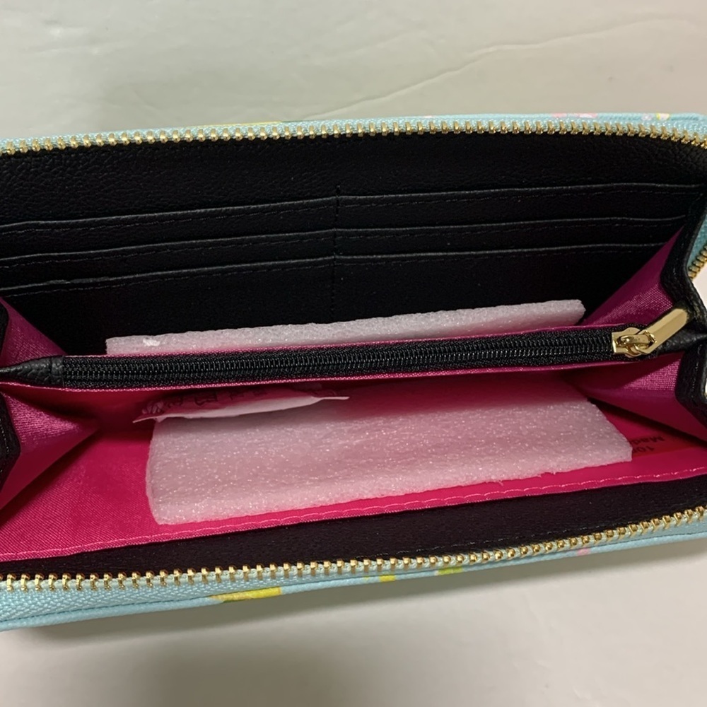 Trina Trina Vegan Faux Leather Wallet Zip Around Yellow Lemon Print NWT - Picture 7 of 7